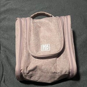Women's Travel Bag - Elegant Tan
